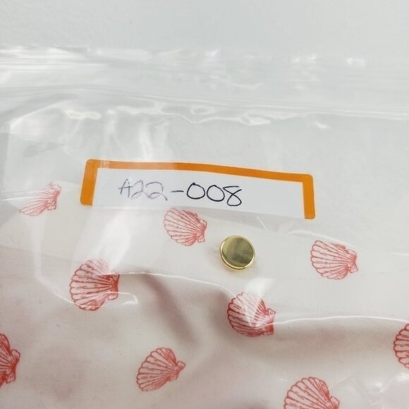 Chicos Women Blouse Button Down Pink Seashell Non Iron Roll Tab Top Size Large - Picture 13 of 13